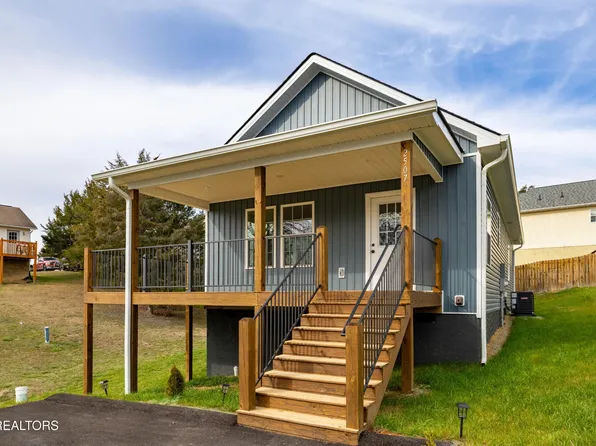 2507 Grotto Ln, Sevierville, TN 37876