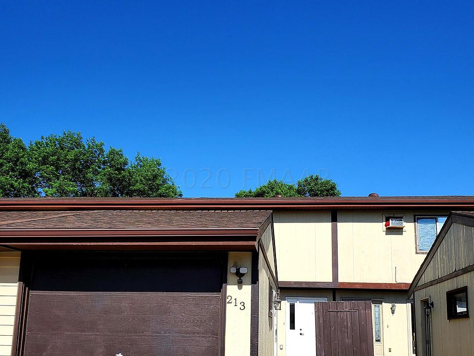 1st image of 213 20th St E