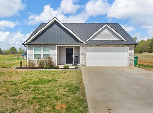 521 Iron Bridge Rd, Cowpens, SC 29330