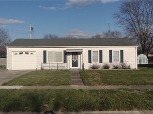 1124 Fairmont Dr, Sidney, OH 45365