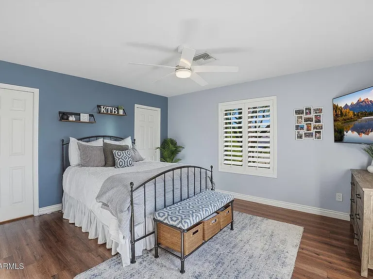 5008 E Bloomfield Rd — Photo 3