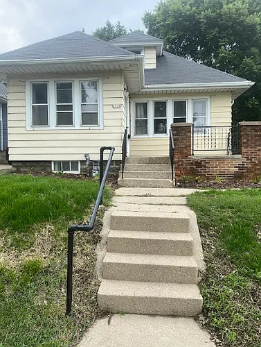 2528 S 16th St Photo 1