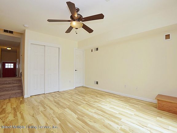 5th image of 25 Arthur Ct