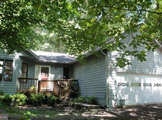 401 Happy Creek Rd, Locust Grove, VA 22508