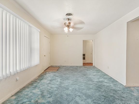 3rd image of 204 Westfork Dr S
