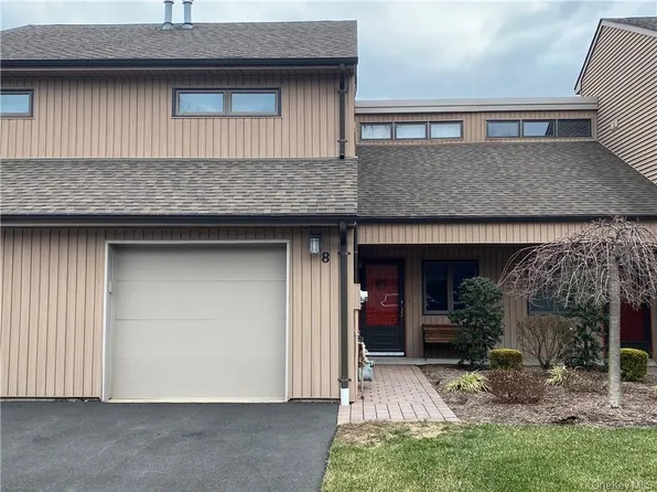 8 Contempra Circle, Tappan, NY 10983