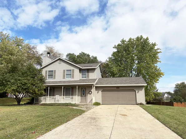 6821 Country Meadows Dr, Kalamazoo, MI 49048