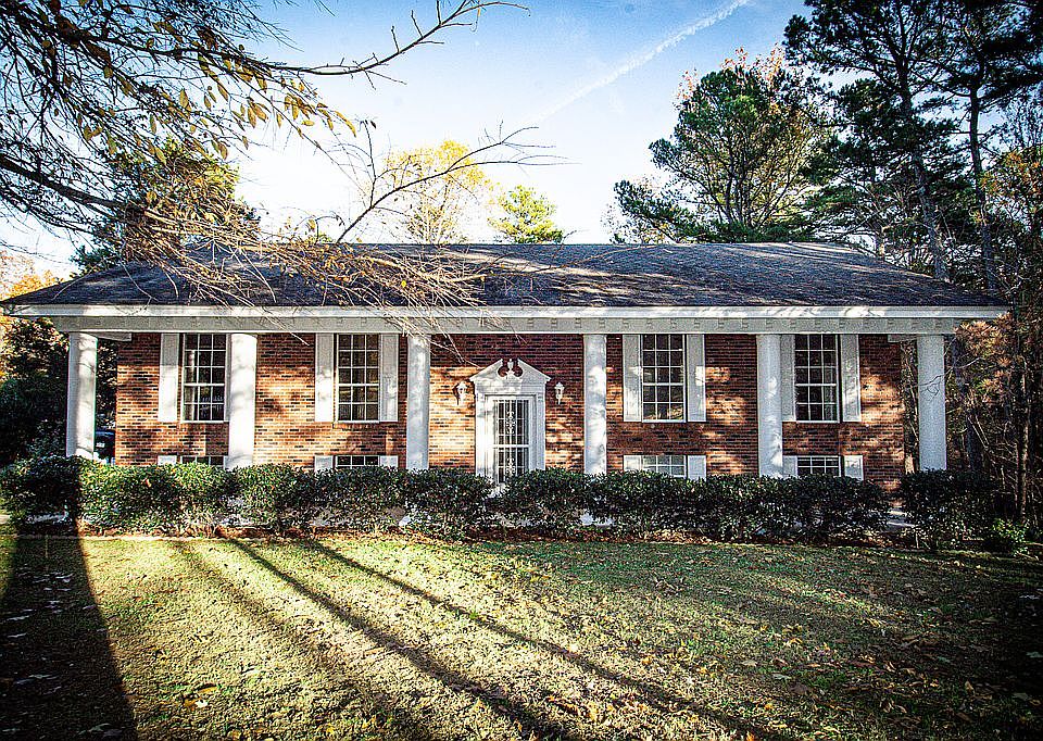 Front view of Home
