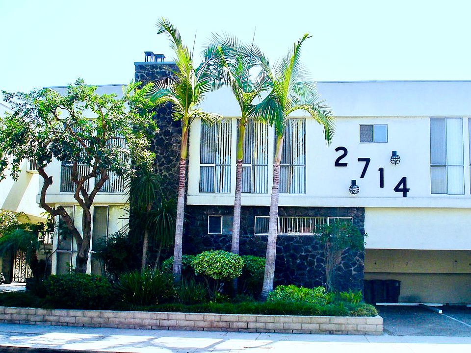1st image of 2714 W Clark Ave #D17