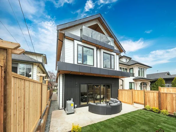 3708 W 18th Ave #2, Vancouver, BC V6S 1B2