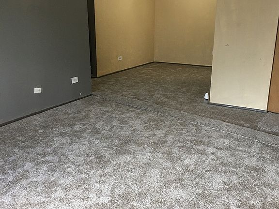 5th image of 267 Shorewood Dr APT Gc