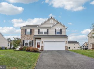 135 Chalet Rd, Gilbertsville, PA 19525