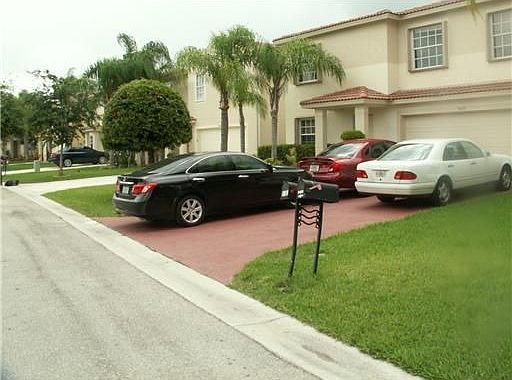 3rd image of 5437 Meadows Edge Dr
