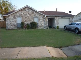 6916 Lincolnshire Ln, North Richland Hills, TX 76182
