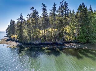461 S Bay Way, Port Ludlow, WA 98365