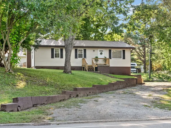 724 Lafayette Rd, Clarksville, TN 37042