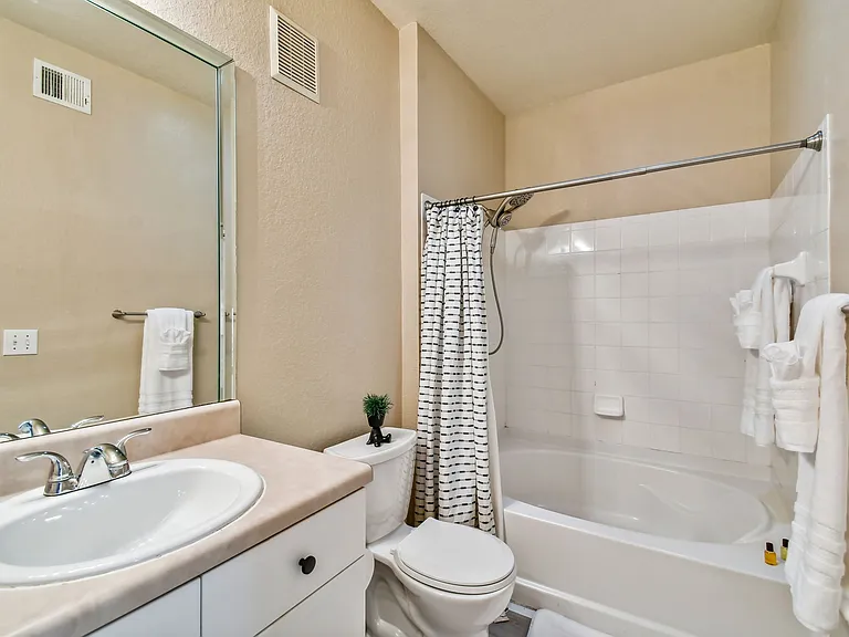 4221 W Spruce St #1410 — Photo 15