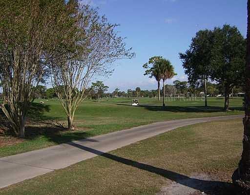 5th image of 29 Country Club Dr #292