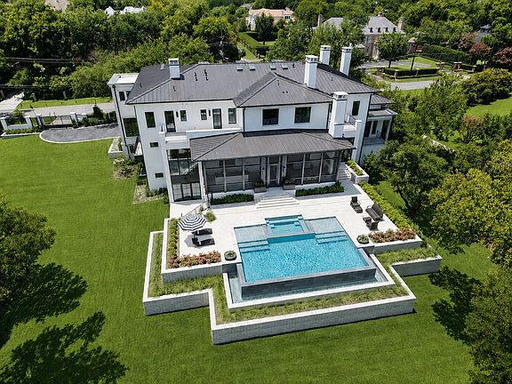 2nd image of 10010 Strait Ln