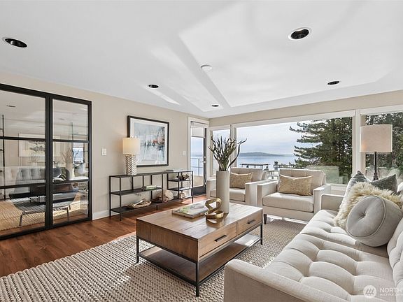 3rd image of 1600 43rd Avenue E #211