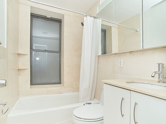 4th image of 211 Avenue A APT 20