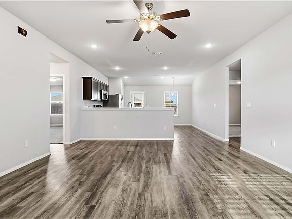 5th image of 6802 SW Pilgrim Rd