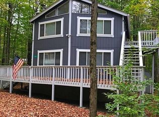 34 Minisink Dr, Pocono Lake, PA 18347