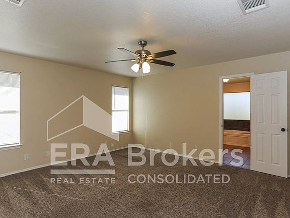 4th image of 3813 Tiger Dr