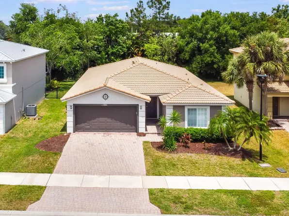2101 SW Marblehead Way, Port St Lucie, FL 34953
