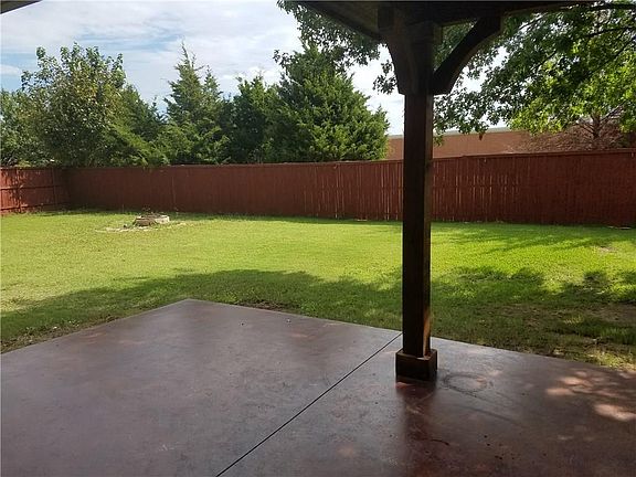 3rd image of 6508 Birkdale Ln