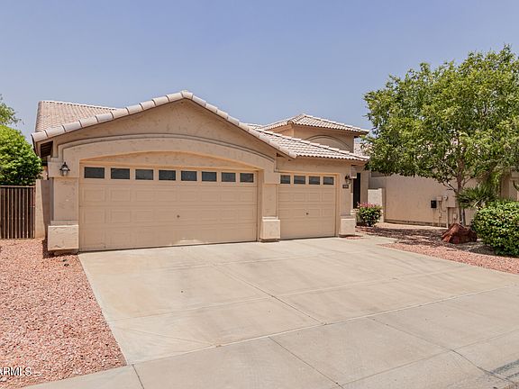 4th image of 230 W ANGELA Drive