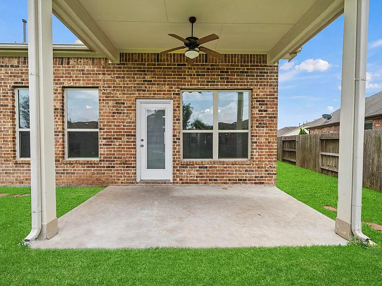 8026 Caden Mills Ln — Photo 47