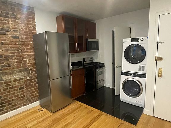 5th image of 173 Ludlow St #1BB