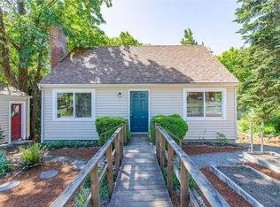 9007 SW 26th Ave, Portland, OR 97219