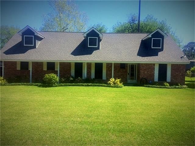1st image of 3525 Westside Dr