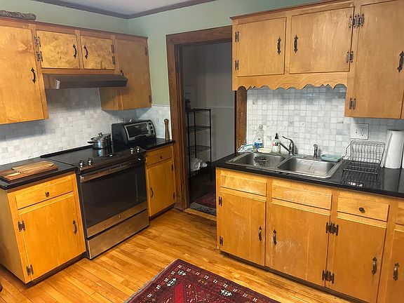 5th image of 40 Westminster St #7