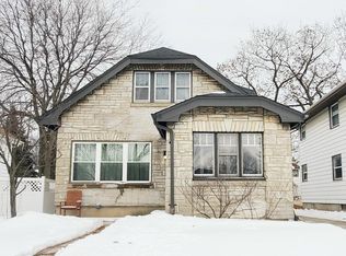 510 S 70th St #512, Milwaukee, WI 53214