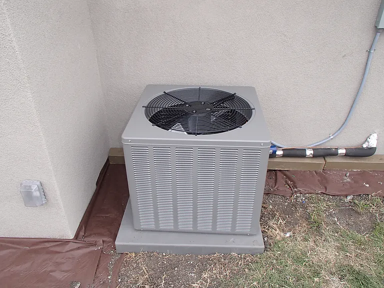 1221 Fordham Ave — Photo 19