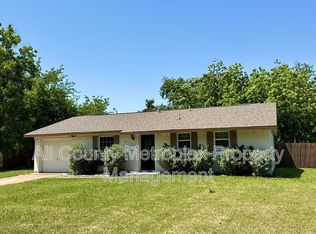 209 Pacific Cir, Richardson, TX 75081