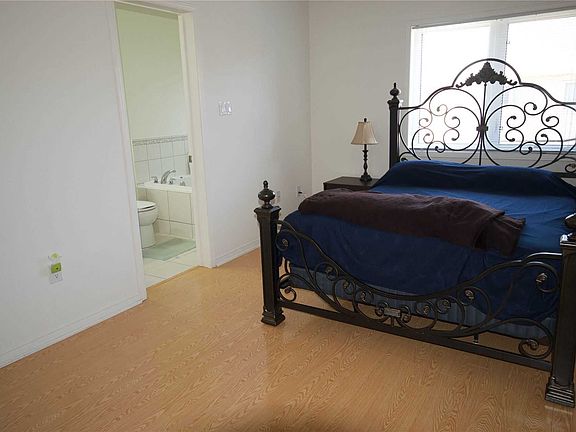 4th image of 114 Sussexvale Dr