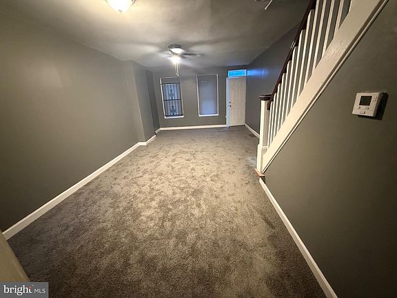 5th image of 1016 W Arizona St