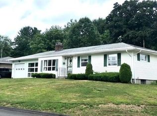 80 Rochdale St, Auburn, MA 01501