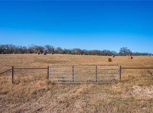 8590 Pin Oak Rd, Franklin, TX 77856