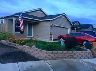 2920 Cummings Ln, Medford, OR 97501