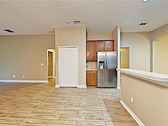 5th image of 33839 Terragona Dr