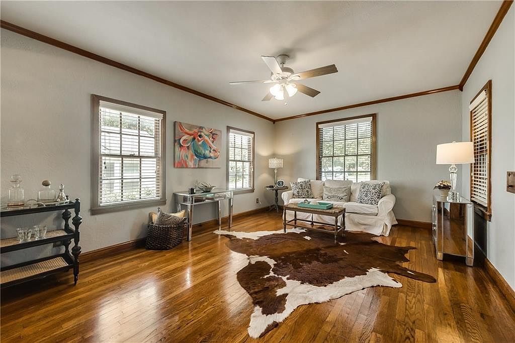 2228 Yucca Ave, Fort Worth, TX 76111 Zillow