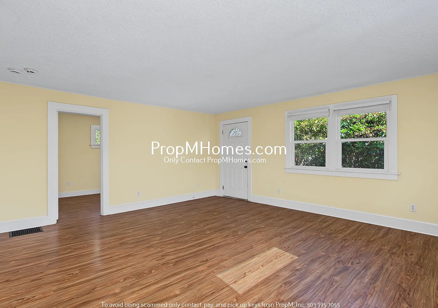 Two Bedroom Bungalow in NE Portland! — Photo 3