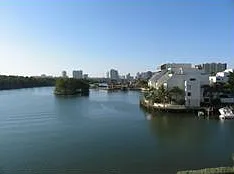 400 Kings Point Dr #301 — Photo 4