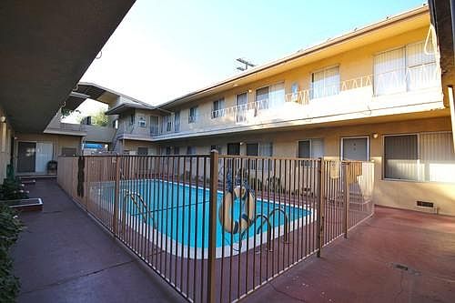 2nd image of 18 S Marguerita Ave APT 8