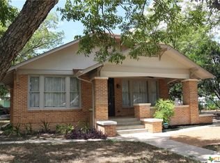 409 Rusk St, New Braunfels, TX 78130